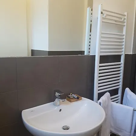בית הארחה Campo Rotondo Tavernerio